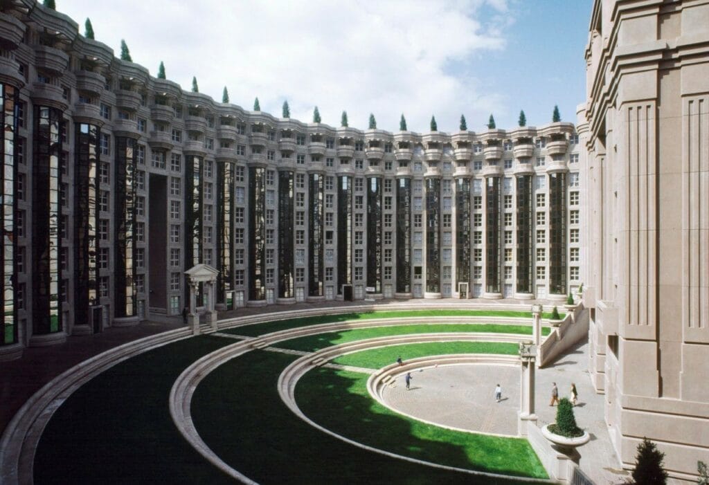 16 mars à La Roche sur Yon – Postmodernisme et Historicisme